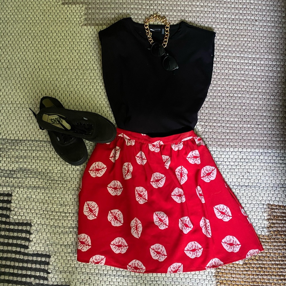 Sam Edelman lips like sugar skirt